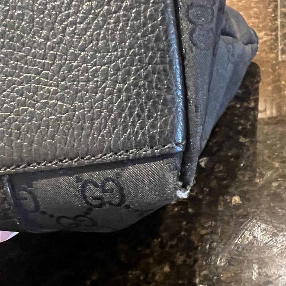 Gucci Black GG Guccissima Monogram Tote Bag - Picture 11 of 17
